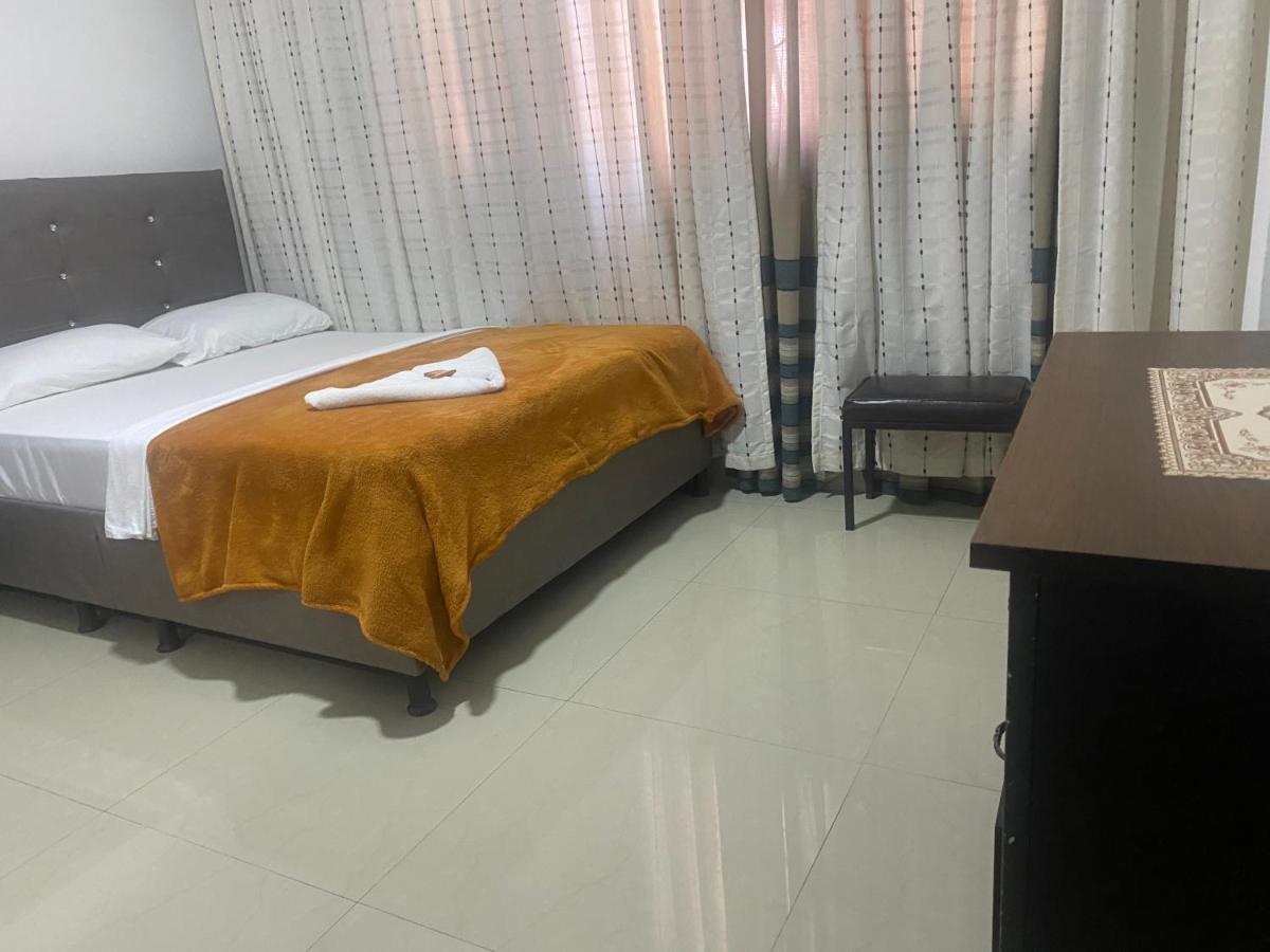 Hotel Colonial Plaza Bucaramanga Esterno foto