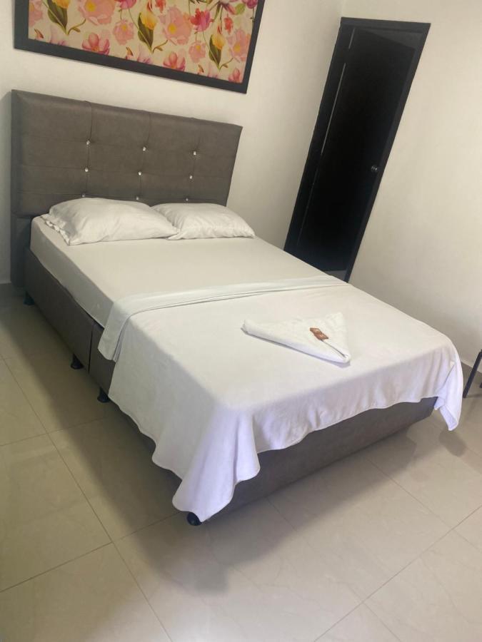 Hotel Colonial Plaza Bucaramanga Esterno foto