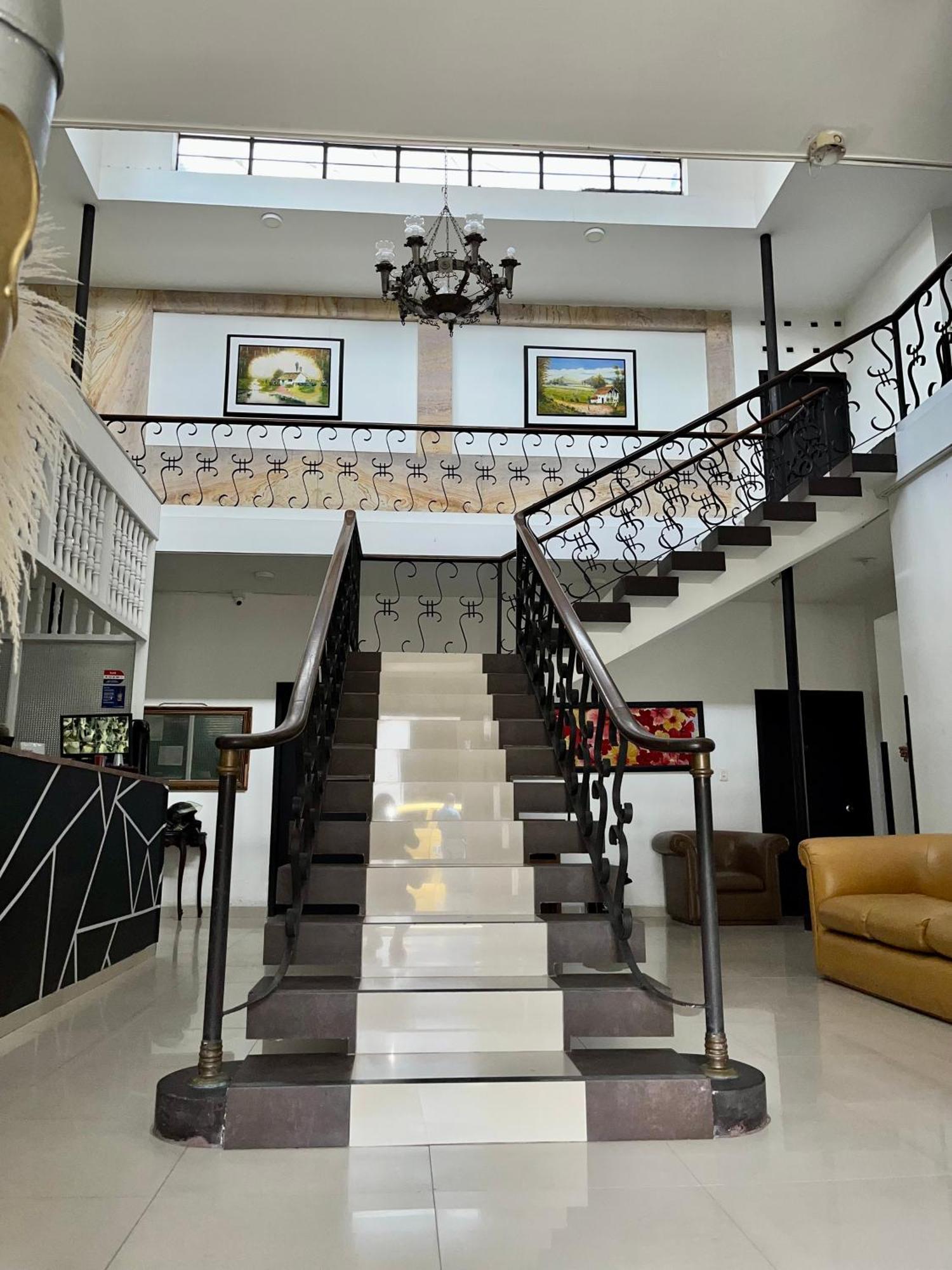 Hotel Colonial Plaza Bucaramanga Esterno foto