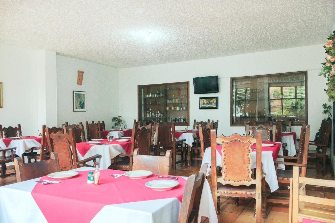 Hotel Colonial Plaza Bucaramanga Esterno foto